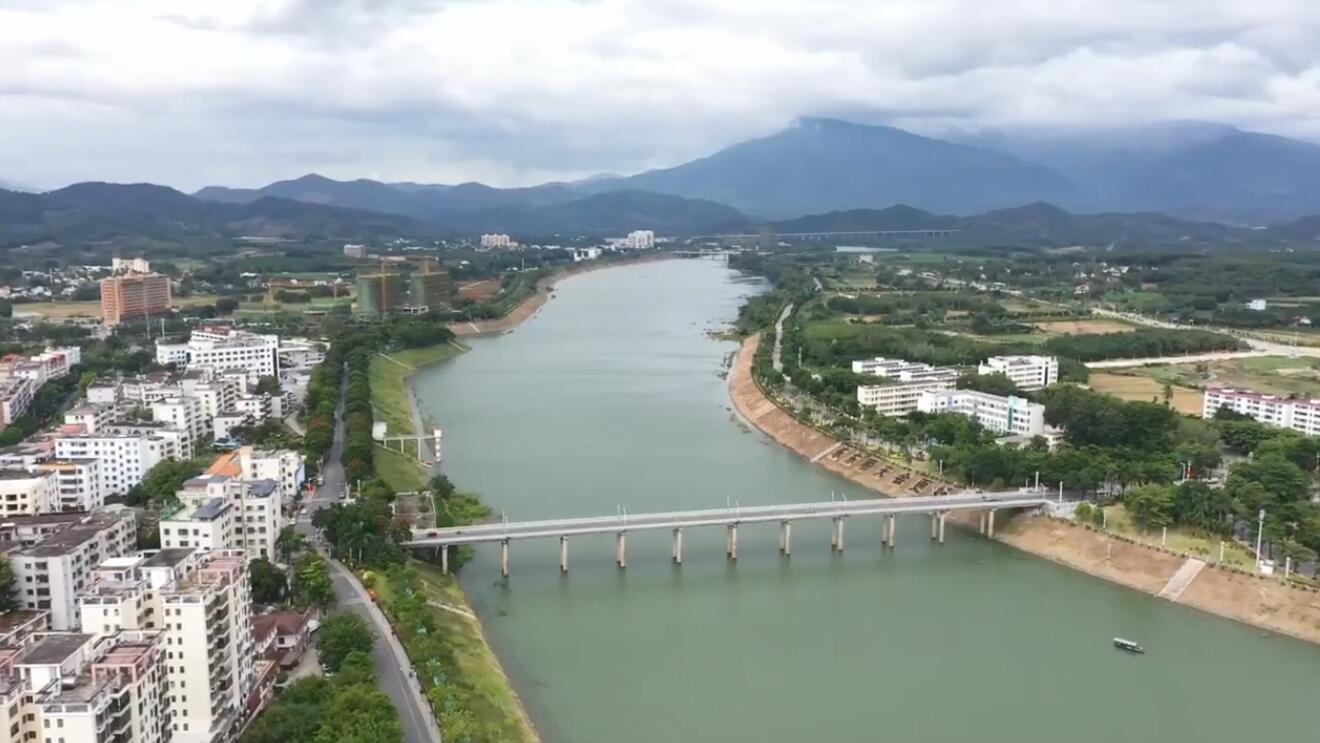 乐东：打造双拥主题公园提升城市“颜值”