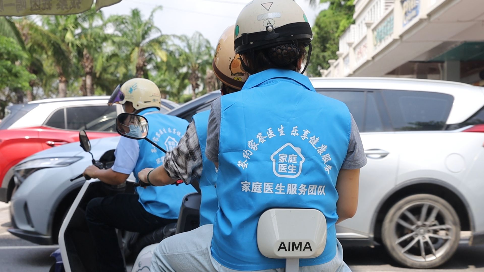 吹气球年入百万男子发声：曾被质疑没出息&mdash;&mdash;椰视频
